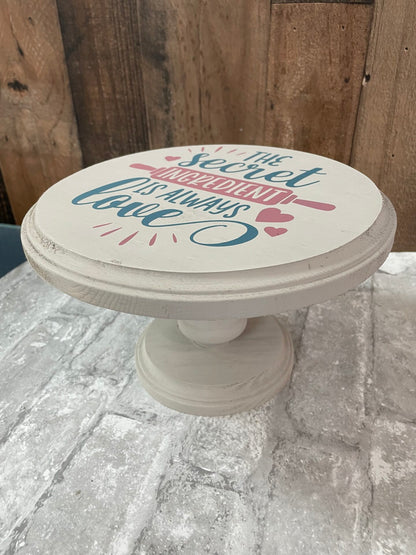 Kitchen/Cake Stand